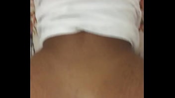 Comendo a rabuda de quatro