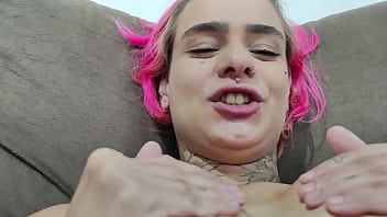 Meninas se pegando gostoso enquanto os namorados saíram