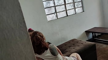 Meninas se pegando gostoso enquanto os namorados saíram