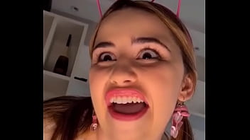 Leticia pedro fez video provocando homens com poblema na cabeça kkk