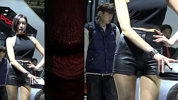 Dancing in hotpants002