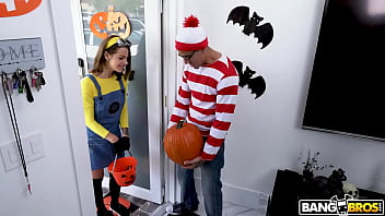 Evelin stone gets a treat