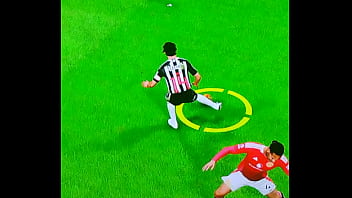 Novinho empurra tudo em brutamontes e ele fica todo aberto e fudido