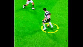 Novinho empurra tudo em brutamontes e ele fica todo aberto e fudido