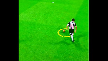 Novinho empurra tudo em brutamontes e ele fica todo aberto e fudido