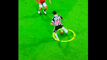 Novinho Empurra Tudo Em Brutamontes E Ele Fica Todo Aberto E Fudido thumbnail