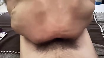 Cavalgando de costa no maridão