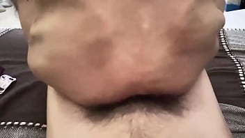 Cavalgando de costa no maridão