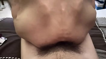 Cavalgando de costa no maridão