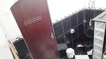 A lesbian agreed to suck and fuck for money in the coffee shop bathroom