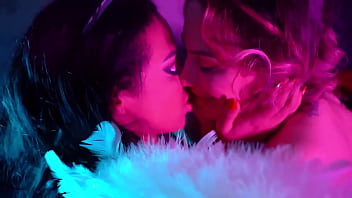 Putas fizeram uma putaria com fotografo