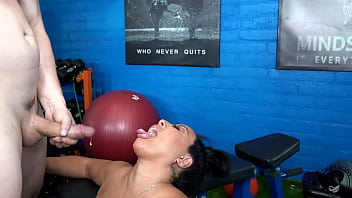 Huge ass latina fucking big cock dude at the gym