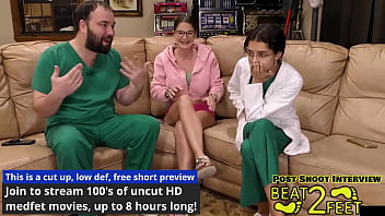 Foot casting couch kendra heart