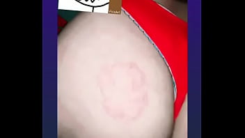 Colegiala dando lo mejor de sí