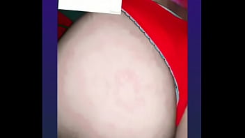 Colegiala dando lo mejor de sí