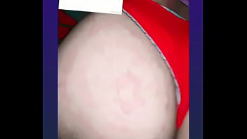 Colegiala dando lo mejor de sí