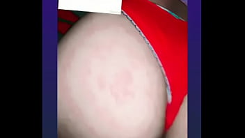 Colegiala dando lo mejor de sí