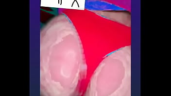 Colegiala dando lo mejor de sí