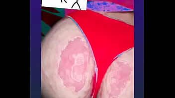 Colegiala dando lo mejor de sí