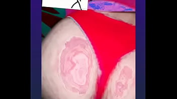 Colegiala dando lo mejor de sí