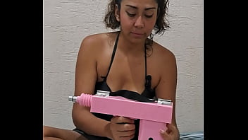 Abriendo y mostrando mi nuevo vibrador Abriendo y mostrando mi nuevo vibrador