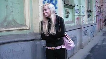 Mighty Chap Bangs Hot Chick thumbnail