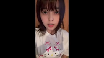 【カラオケ】やってはいけない所でオナニーするのが興奮する地味な女子大生のオナニー。 【カラオケ】やってはいけない所でオナニーするのが興奮する地味な女子大生のオナニー。