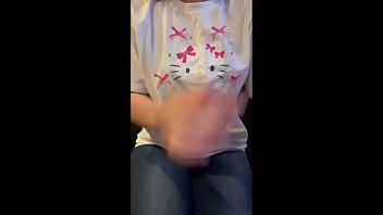 【カラオケ】やってはいけない所でオナニーするのが興奮する地味な女子大生のオナニー。