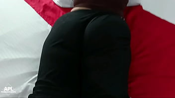 Llegue a un pequeño acuerdo con mi hijastro para salir a un motel y grabar nuestra follada parte 1