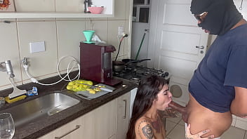Cooking and suddenly i got fucked bareback by my friend bbc