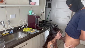 Cooking and suddenly i got fucked bareback by my friend bbc