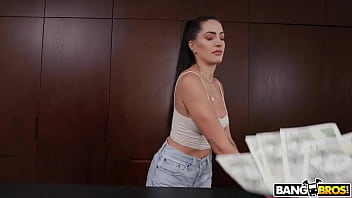 Maid's booty got me hooked