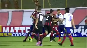 Comendo cu de sardinha no barradão