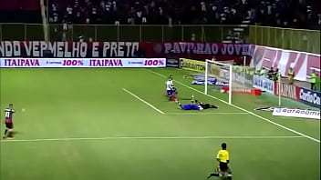 Comendo cu de sardinha no barradão