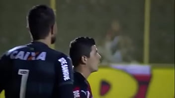 Comendo cu de sardinha no barradão