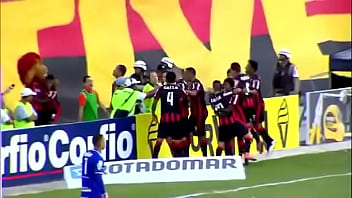 Comendo cu de sardinha no barradão