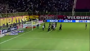 Comendo cu de sardinha no barradão