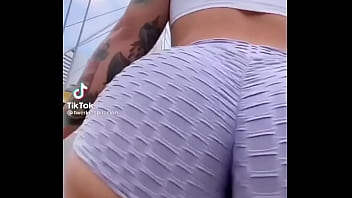 Big phat booty complication