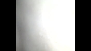 Comiendome el rico culaso de mi mujer