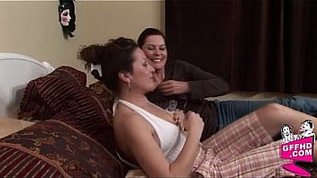 Sensual lesbains 0474