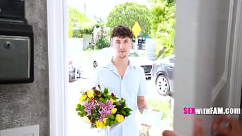 Stepmom gets back at pops by fucking me