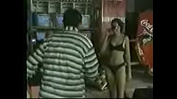 Hombres Desnudandose Paquetes Ricos thumbnail