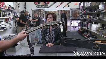 Non professional is making love here