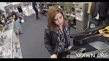 Non professional is making love here