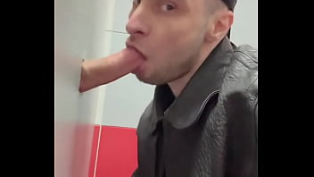 First time when i try glory hole