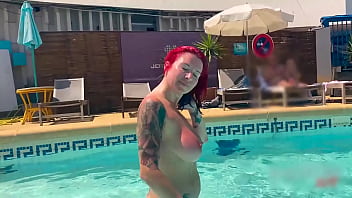 L'intégralité très hard de la vidéo est sur mon profil privée