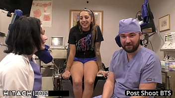 Lesbian gets mandatory hitachi orgasms from doctor tampa stefania mafra