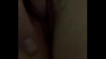 Se gostar deixa um comentário ela adora ler quem sabe podemos foder juntos Se gostar deixa um comentário ela adora ler quem sabe podemos foder juntos