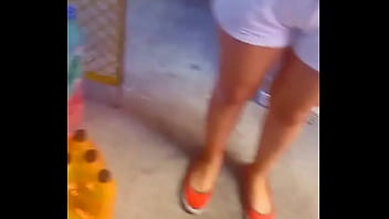 A mi vecina le gusta que le grabe la panocha