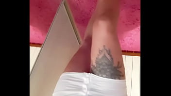 Soirée blanche ce soir vous aimez ma tenue